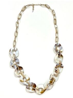 Acrylic Link Necklace